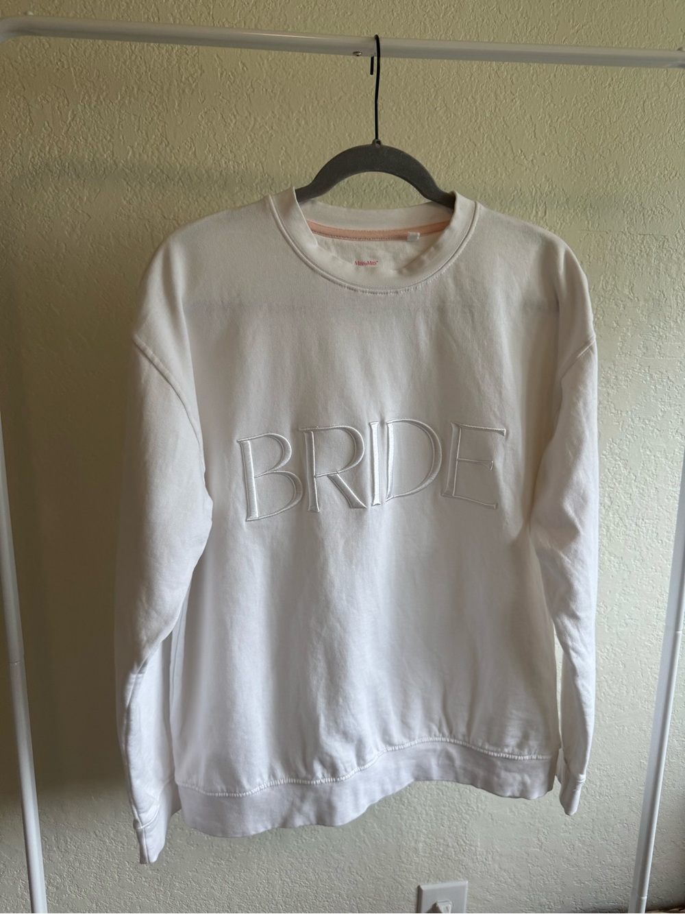 Bride Embroidered Crewneck Sweatshirt - White
